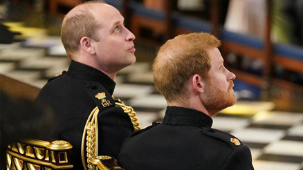 Asi prens pişmanlık içinde çırpınıyor… Ağabeyiyle barışmak için araya aracılar soktu… Karşısında taştan bir duvar buldu