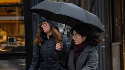 Kuvvetli yağış ve fırtına uyarısı: Yarına dikkat Meteoroloji bölge bölge açıkladı | İstanbula yeniden kar geliyor mu