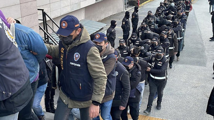 Yasa dışı bahis gelirini aklıyorlardı: Suç örgütü üyelerine 17 yıla kadar hapis istemi Yasa dışı bahis gelirini aklıyorlardı: Suç örgütü üyelerine 17 yıla kadar hapis istemi