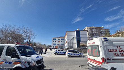 Diyarbakır’da okulda cıva paniği 14 öğrenci, zehirlenme şüphesi ile hastaneye kaldırıldı