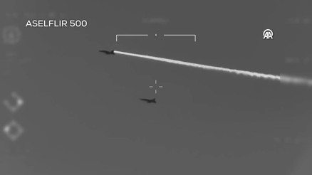 Bayraktar TB3, NATOda Eurofighterla ortak göreve imza attı Bayraktar TB3, NATOda Eurofighterla ortak göreve imza attı