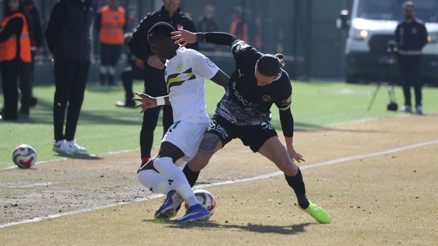 Esenler Erokspor, Iğdırda 3 golle kazandı