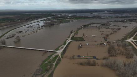 Tunca ve Meriçte taşkın havadan görüntülendi