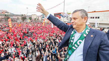 Özgür Özel’den Tarkan’a Kartepe çağrısı