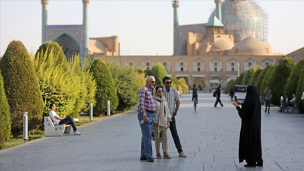 İranda turizm bitme noktasına geldi İranda turizm bitme noktasına geldi