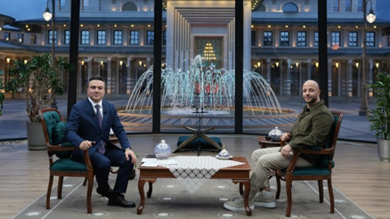 Maher Zain, İbo ve Tarkan hayranı çıktı Maher Zain, İbo ve Tarkan hayranı çıktı