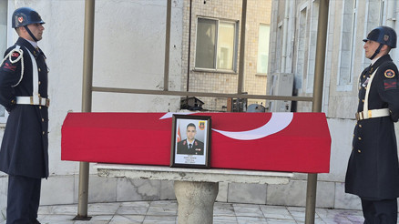 Kalp krizi sonucu hayatını kaybeden uzman çavuş son yolculuğuna uğurlandı