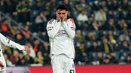 Beşiktaşta sakatlık şoku Galatasaray derbisinde forma giyemeyecek