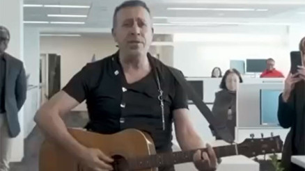 Haluk Levent Gazze’ye yardım sözünü tuttu