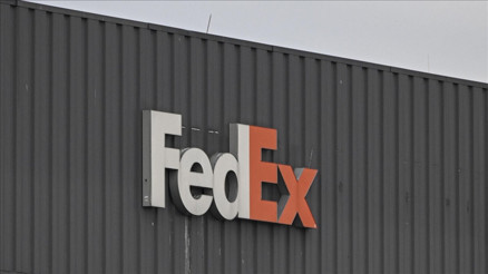FedEx, ABD yönetimine gümrük vergilerisi iadesi için dava açtı