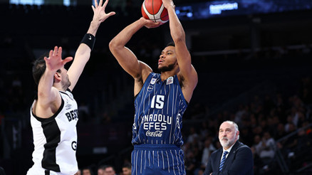 Anadolu Efes, Avrupa Liginde Kızılyıldıza konuk olacak