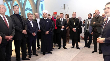 Markus Söder ve Bakan Herrmann Penzberg Camii’nde iftara katıldı