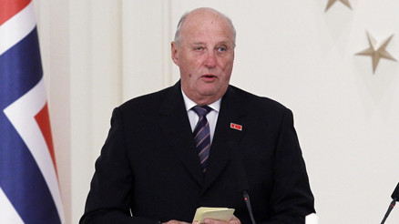 Norveç Kralı Harald hastaneye kaldırıldı