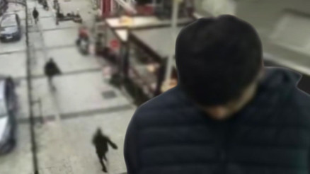 Kimlikteki isimle, eşinin dövmesindeki isim farklı olunca yakayı ele verdi Yıllarca böyle kaçmış