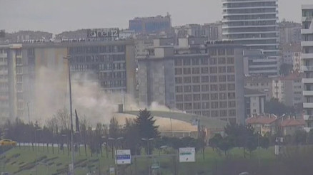 Zeytinburnunda polisevinde korkutan yangın