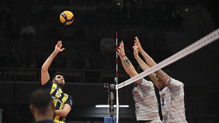 Halkbank, Fenerbahçe Medicanaya set vermedi