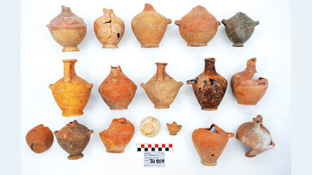 Aigai’de büyük keşif... 3 bin ‘kutsal kap’ bulundu