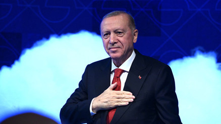 Siyasilerden peş peşe Cumhurbaşkanı Erdoğana doğum günü tebrik mesajı
