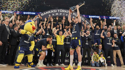 Basketbolun rakipsiz lideri Fenerbahçe