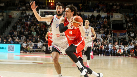 Sırbistan 78-82 Türkiye (12 Dev Adam 2027 Dünya Kupası Eleme maçı)