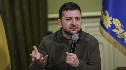 Zelenski, İngiltere ve Fransadan nükleer silah teklifi gelmediğini söyledi