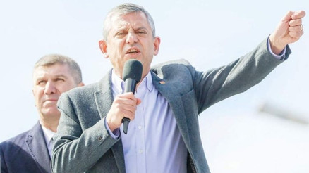 Özel’den İsrail ve ABD’ye tepki: İran’ın kararını İran halkı verir