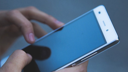 Dolandırıcıların kurbanı oldu