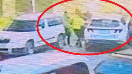 İstanbulda motosikleti takip eden polisler kaza yaptı İstanbulda motosikleti takip eden polisler kaza yaptı