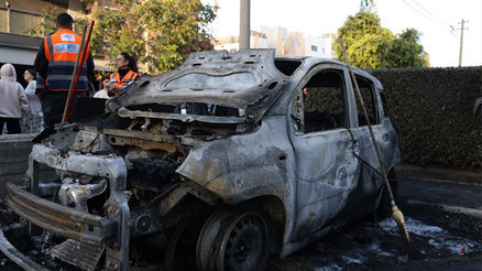 ABD/İsrail-İran savaşında karşılıklı füze atışları sürüyor Tel Aviv bombalandı: Bölgeden çarpıcı kareler