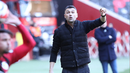 Burak Yılmazdan istifa tepkilerine yanıt Bu iş korkakların işi değil