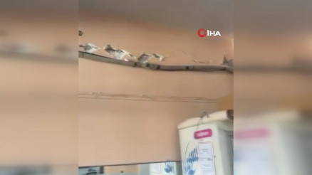 Denizlide 5.1 büyüklüğündeki depremde çatlaklar oluştu