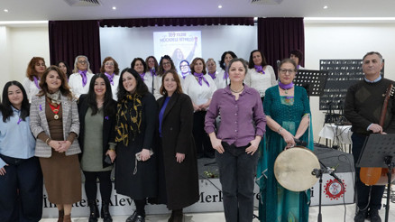 Londrada önce kadın buluşması