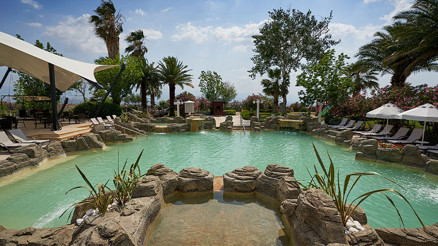 Sıcak, şifalı ve sakin bir mola Sıcak, şifalı ve sakin bir mola