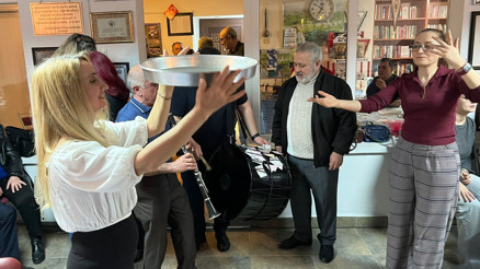 Yöresel tatlarla türküler buluştu