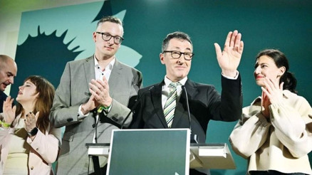 Eyalet Başbakanı oluyor… Cem Özdemir’den Almanya’da bir ilk Eyalet Başbakanı oluyor… Cem Özdemir’den Almanya’da bir ilk