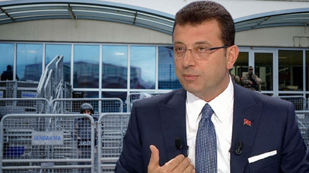 İBBye yönelik yolsuzluk davasında ikinci gün Mahkeme başkanından tepki: Sizin yüzünüzden yargılamaya başlayamıyorum İBBye yönelik yolsuzluk davasında ikinci gün Mahkeme başkanından tepki: Sizin yüzünüzden yargılamaya başlayamıyorum