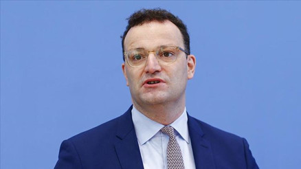 Eski Bakan Spahn hakkındaki soruşturma kapatıldı