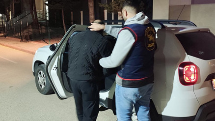 Kırşehirde kesinleşmiş 44 yıl 5 ay hapis cezası bulunan firari yakalandı