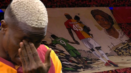 Galatasaray taraftarından Osimhene sürpriz koreografi Gözyaşlarını tutamadı