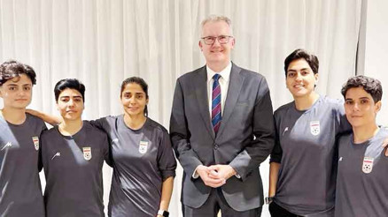 İranlı 5 futbolcuya sığınma hakkı... Trump istedi Avustralya vize verdi İranlı 5 futbolcuya sığınma hakkı... Trump istedi Avustralya vize verdi