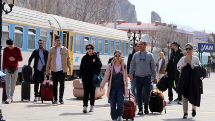 İran’a saldırı Van turizmini etkiledi; otellerdeki doluluk yüzde 10a düştü