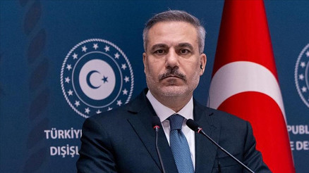 Dışişleri Bakanı Hakan Fidan, Polonyalı mevkidaşı Sikorski ile görüştü