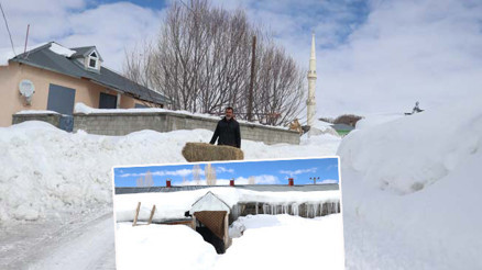 3 köy yoğun kar yağışının altında kaldı: Baharda kışı yaşıyorlar Kar evlerin boyunu aşmış, çatılar içinde kaybolmuş
