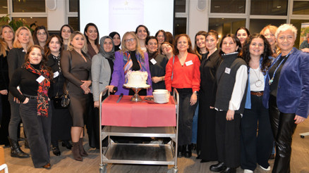 Lahey’de kadın girişimciler buluşması