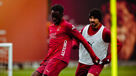 Galatasarayda Başakşehir maçı hazırlıkları başladı