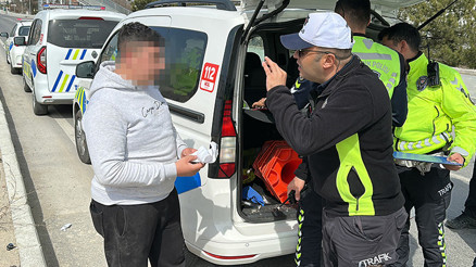 Polisten kaçtı, ters yöne girdi Aracın değerinin 10 katı tutarında ceza yedi