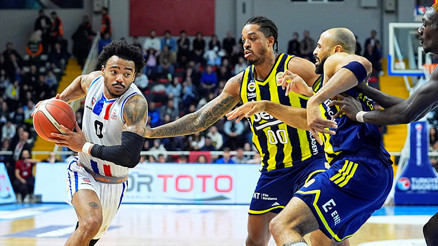 Fenerbahçe Beko deplasmanda hata yapmadı