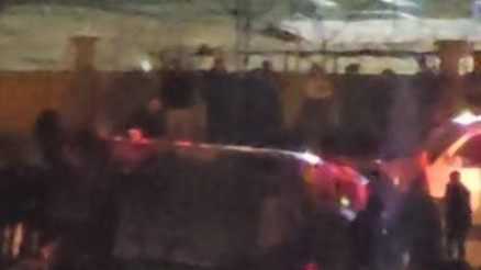 Feci kaza.... Otomobille çarpışan minibüs devrildi: 2 ölü, 12 yaralı