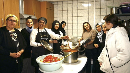 Alman ve Türklerin geleneksel iftar buluşması Alman ve Türklerin geleneksel iftar buluşması