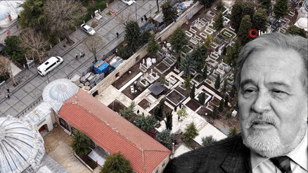İlber Ortaylı’nın defnedileceği Fatih Camii haziresi dronla görüntülendi